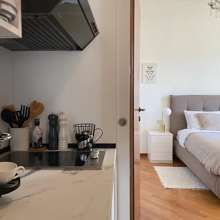 Residenza Victoria Менаджо